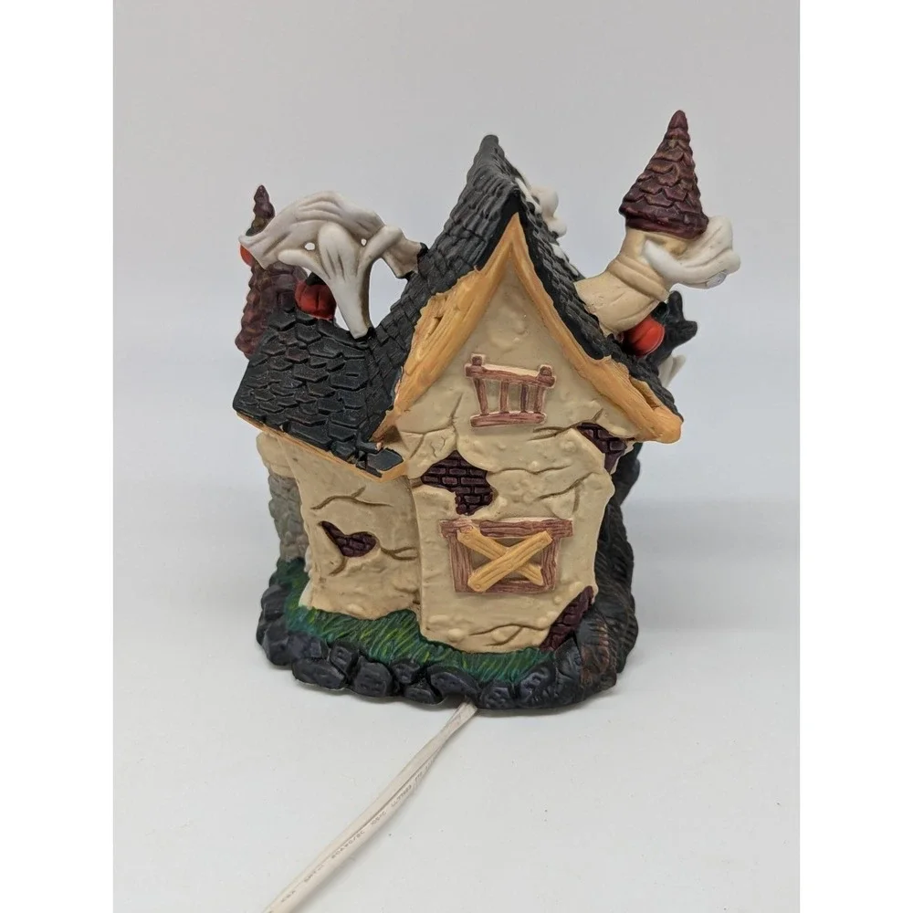 Vtg Spooky Hollow Haunt Hospital Porcelain Halloween Village Lighted House Town